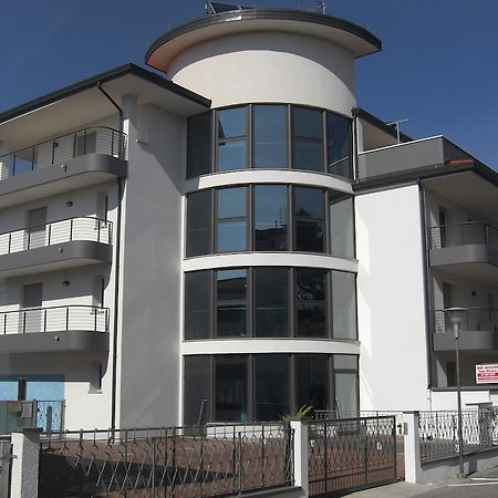 Villa Bruna Lignano Sabbiadoro Exteriör bild