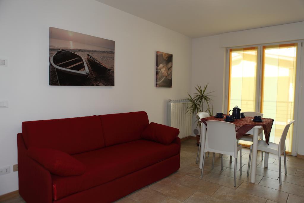 Villa Bruna Lignano Sabbiadoro Rum bild